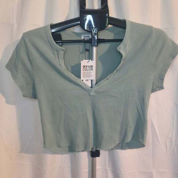 Garage Green crop top Large NWT - Picture 1 of 3